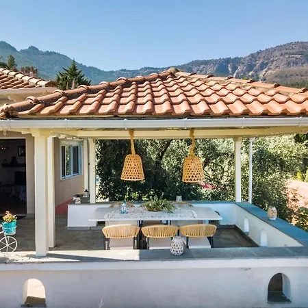 בית נופש Vista Del Mare Luxury *